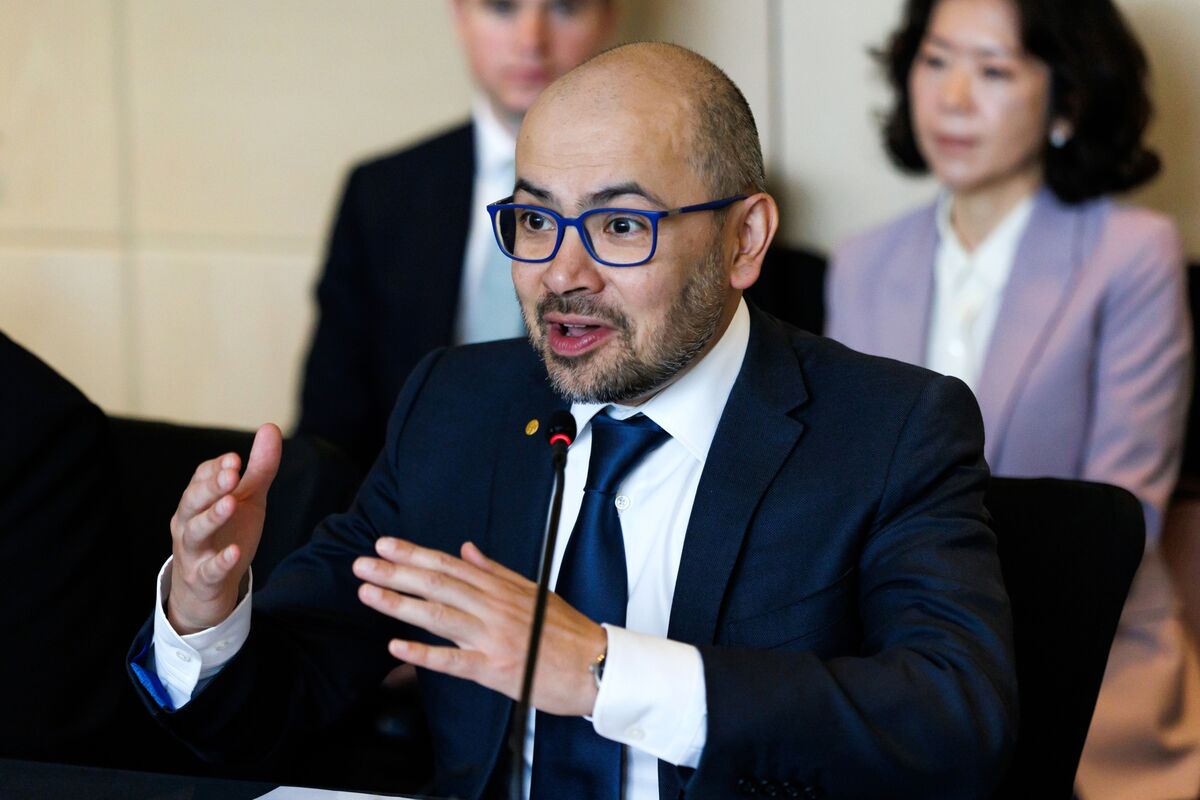 Techmeme: Source: Demis Hassabis plans to hold meetings with US policymakers in Washington next week about his proposed US-based Standards Body for “Frontier-class” AI (Shirin Ghaffary/Bloomberg)