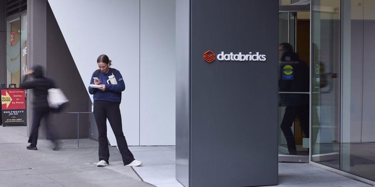 Techmeme: Sources: Coatue is leading a $3B investment in Databricks that values the data analytics software company at $188B, a 40% increase from its December valuation (Wall Street Journal)